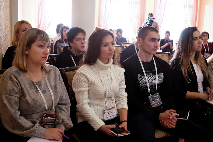 В Кирове начал работу межрегиональный добровольческий форум «Добро на Вятке»
